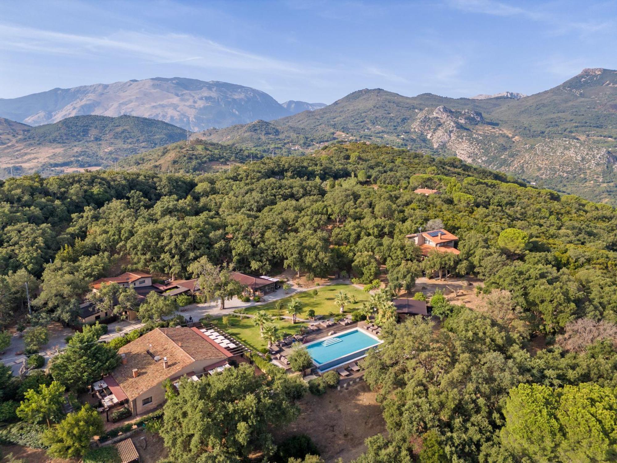 Vallegrande Nature Resort By Geocharme تْشيفالو المظهر الخارجي الصورة